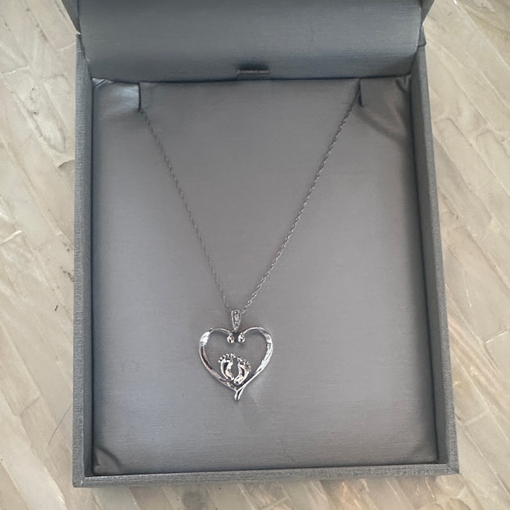 Silver Heart Pendant Necklace